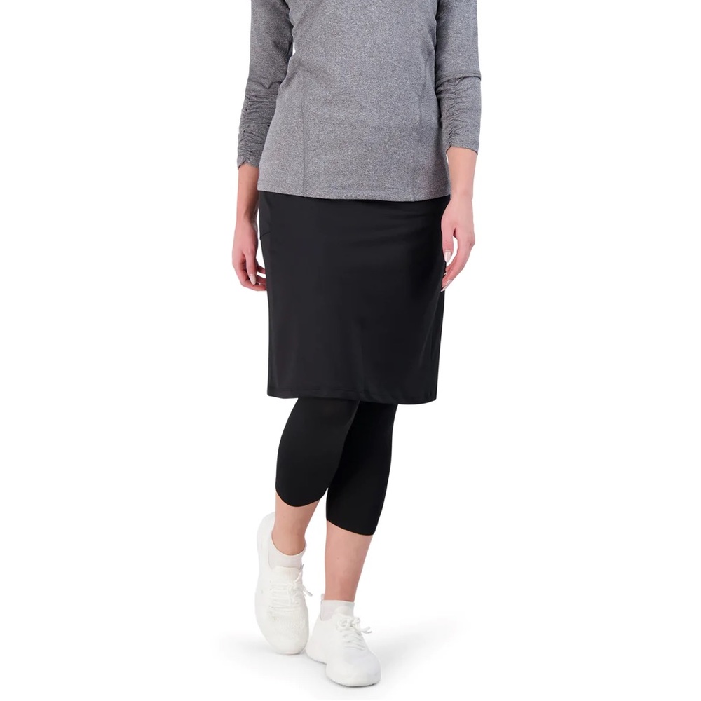 NWOT Fit Snoga in Black size Large